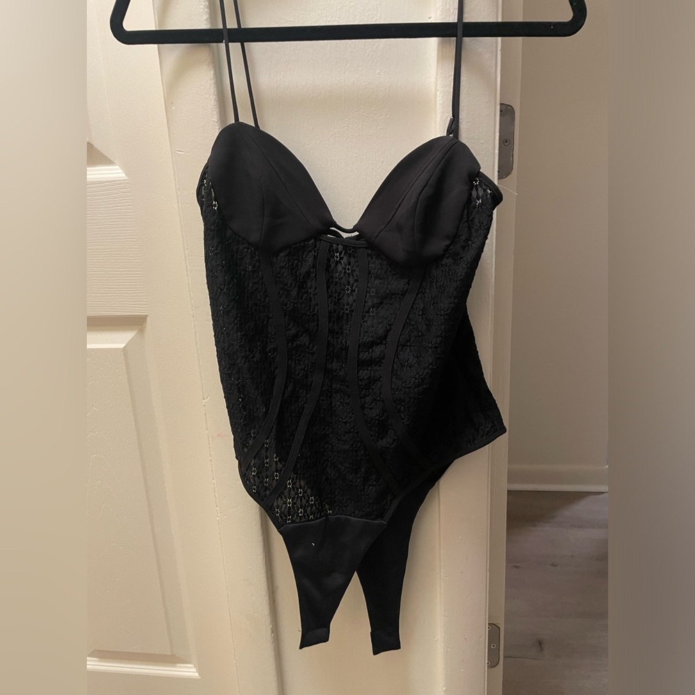Zara black bodysuit new w/o tags